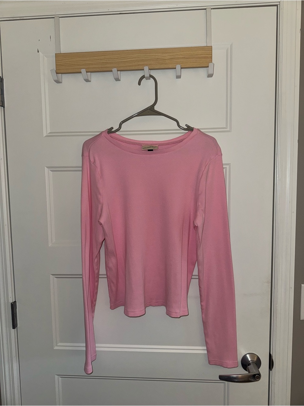 Universal Thread Pink Long-Sleeve Crewneck Top